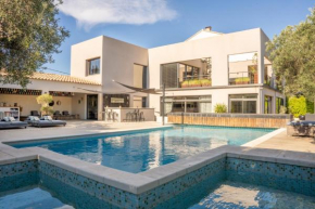 LA VILLA